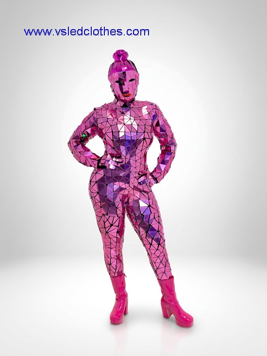 Pink mirror girl