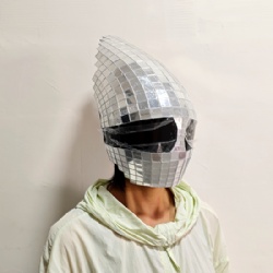Mirror saucerman mask