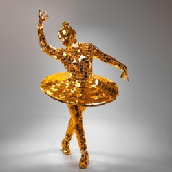 Mirror ballerina